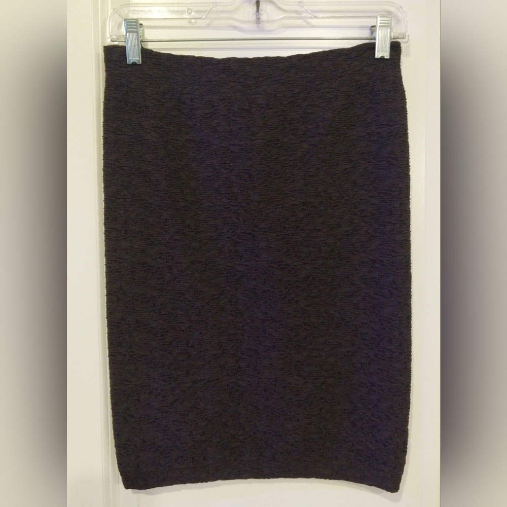 NWT BCBG Bodycon Textured Skirt - M/L